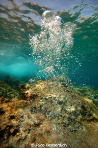 "Just Bubbles". CANON 40D with Sigma 10-20mm, magic filte... by Rico Besserdich 